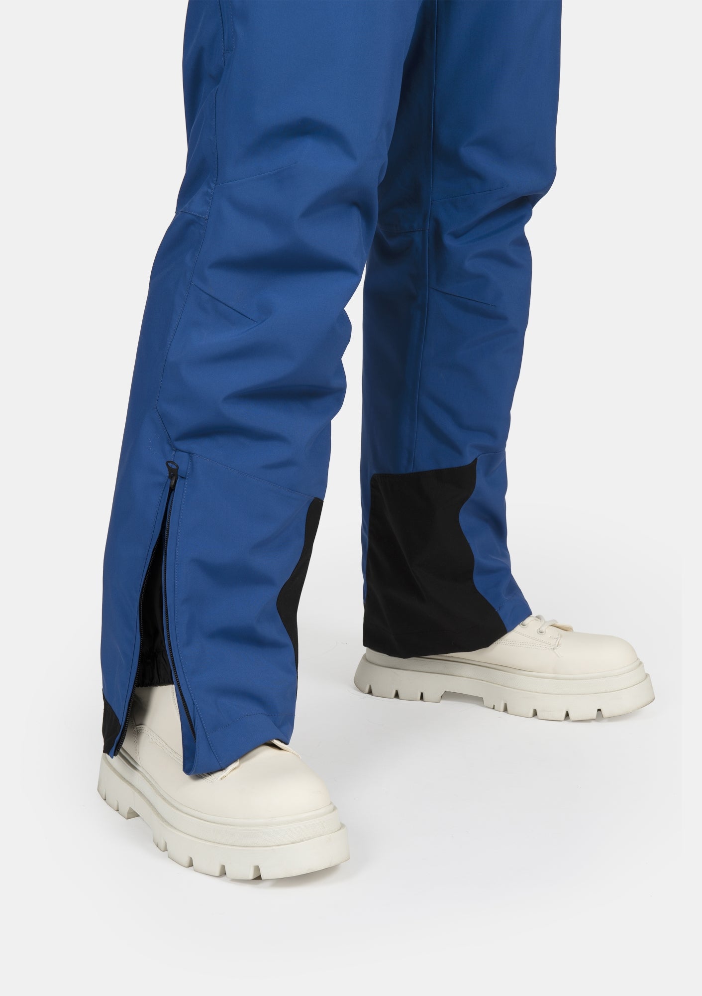 Apex Cross Insulated Pants: VIST Italy Srl: high-quality ski apparel