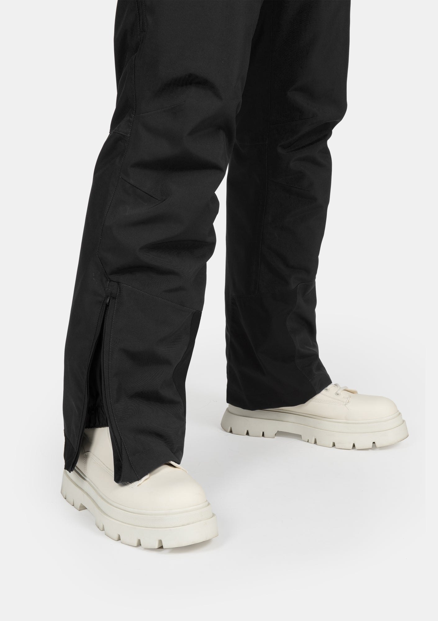 Apex Cross Insulated Pants: VIST Italy Srl: high-quality ski apparel